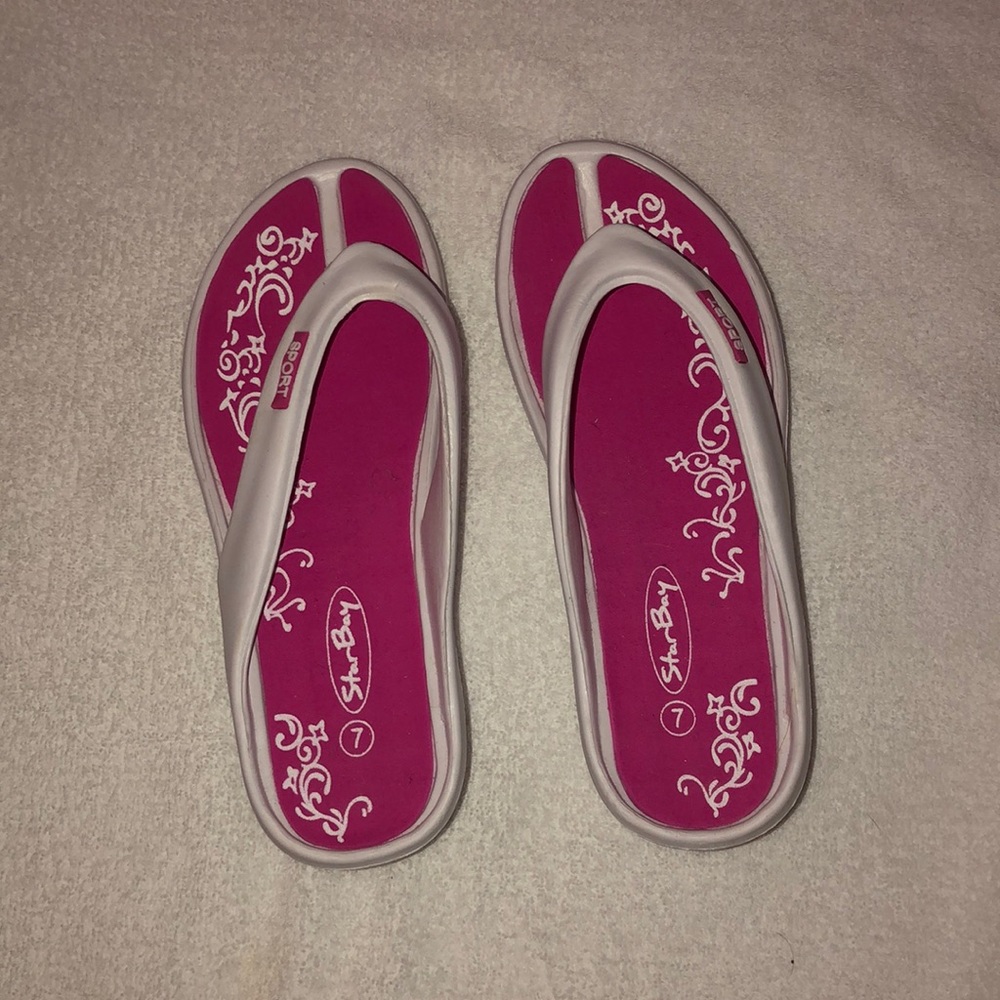 Star Bay Sandals NWOT
